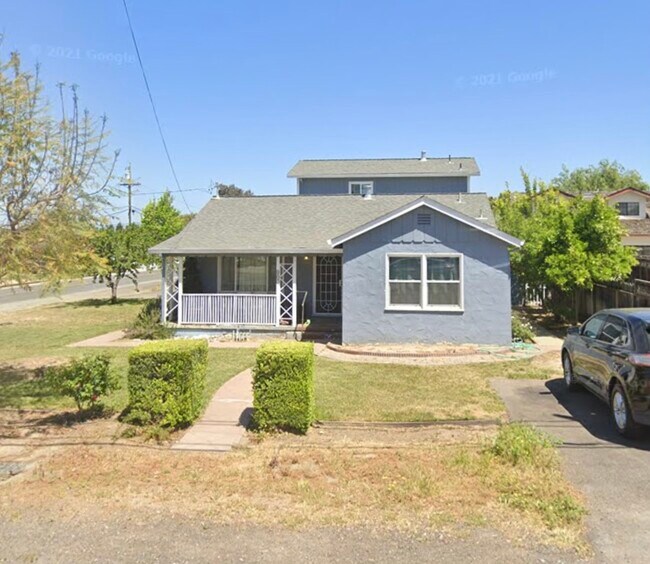 980 Hillcrest Rd Rentals in Hollister, CA