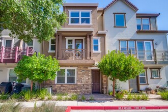 1285 Water Lily Way in San Jose, CA - Building Photo - Building Photo
