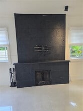 1033 Tyler St in Hollywood, FL - Building Photo - Building Photo