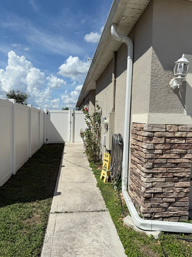 1961 Partin Terrace Rd in Kissimmee, FL - Building Photo - Building Photo