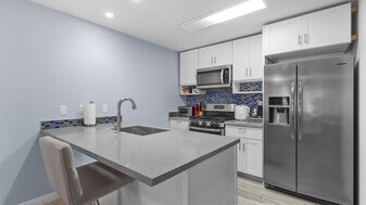 91-1000-1022 Makaaloa St in Ewa Beach, HI - Building Photo