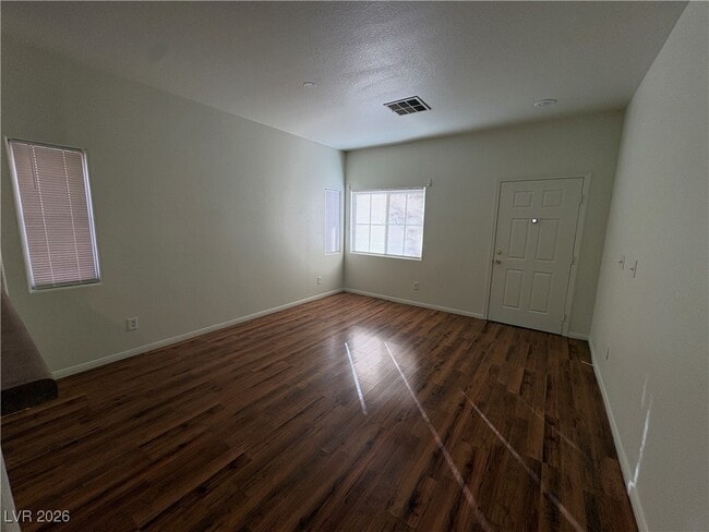 7452 Castillo Peak St in Las Vegas, NV - Building Photo - Building Photo