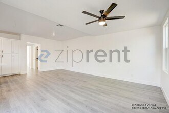 2203 Versaro Dr in Santa Rosa, CA - Building Photo - Building Photo