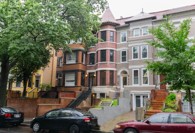 1315 Euclid St NW in Washington, DC - Building Photo - Building Photo