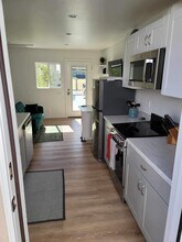 825 Calle de Arboles in Redondo Beach, CA - Building Photo - Building Photo