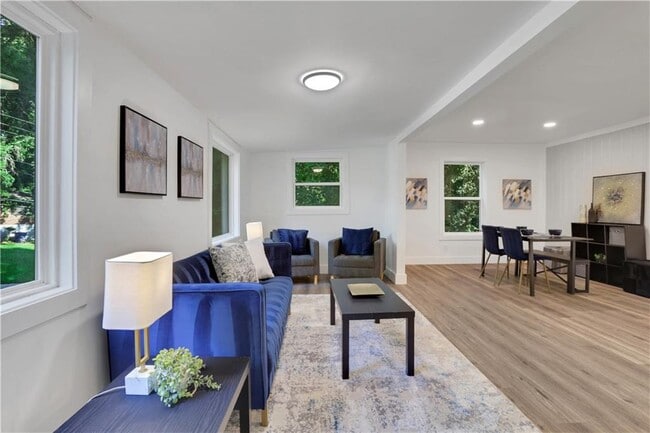 2466 Old Hapeville Rd SW in Atlanta, GA - Building Photo - Building Photo