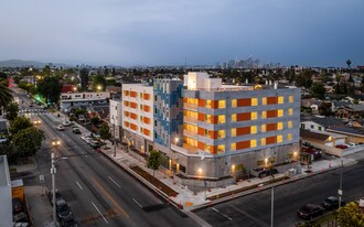 4238 S. Western Ave in Los Angeles, CA - Building Photo