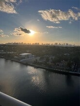 3411 Indian Creek Dr in Miami Beach, FL - Building Photo - Building Photo