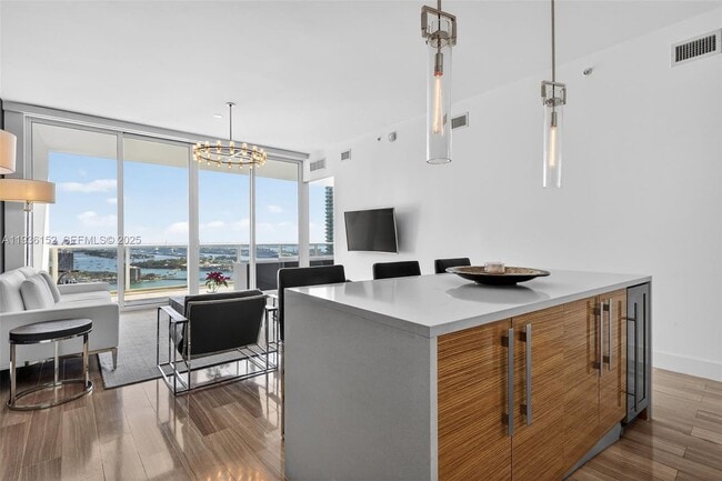 property at 2020 N Bayshore Dr