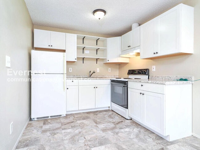 301 E 2nd St in North Bend, WA - Building Photo - Building Photo