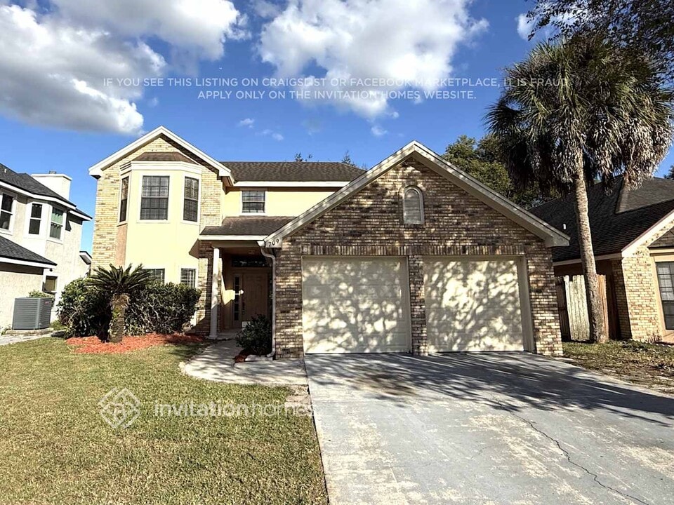 709 Remington Oak Dr in Lake Mary, FL - Building Photo