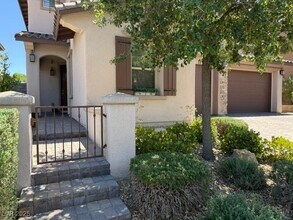 12255 Crystal Shore Ave in Las Vegas, NV - Building Photo - Building Photo