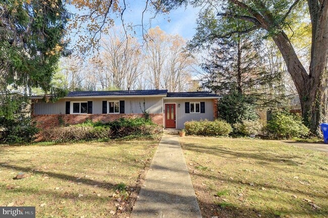 8725 Susanna Ln in Chevy Chase, MD - Building Photo - Building Photo