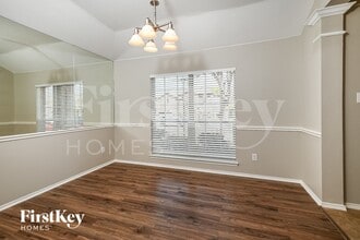 215 Mulberry Dr in Rockwall, TX - Foto de edificio - Building Photo