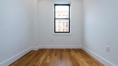 724 5th Ave in Brooklyn, NY - Building Photo - Building Photo