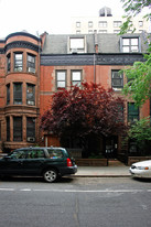 121 W 95th St Apartments