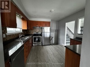 49 Doncaster Dr in Brampton, ON - Building Photo - Building Photo