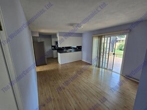 2304 Brett Dr in Champaign, IL - Building Photo - Building Photo