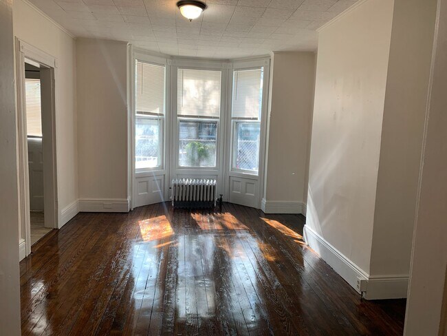 204 3rd St in Newark, NJ - Building Photo - Building Photo