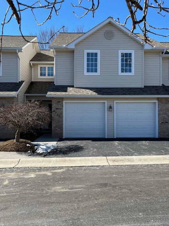 2233 Whitney Ct in Blacksburg, VA - Foto de edificio