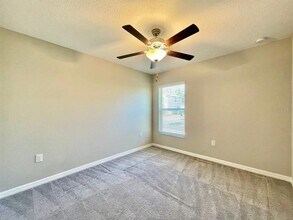 12964 Wildflower Meadow Dr in Riverview, FL - Building Photo - Building Photo