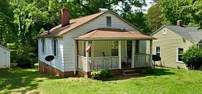 property at 714 E Sharpe St