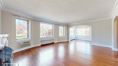 330 Barton Ave in Evanston, IL - Building Photo - Building Photo