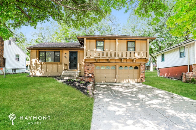 property at 4816 NW Woody Creek Ln