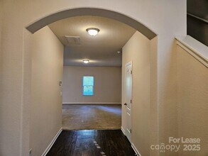 8119 Paw Club Dr in Charlotte, NC - Building Photo - Building Photo