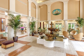 The Falls At Marina Bay in Fort Lauderdale, FL - Foto de edificio - Interior Photo