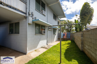 738 Menehune Ln-Unit -5 in Honolulu, HI - Building Photo - Building Photo