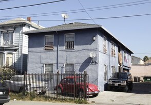 700 Sycamore St in Oakland, CA - Building Photo
