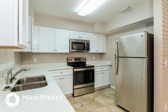 11649 Cape Horn Ave in Jacksonville, FL - Foto de edificio - Building Photo