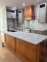 274 Pine View Loop in Bastrop, TX - Building Photo