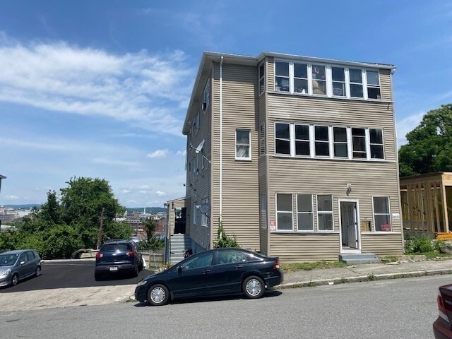 property at 23 Norfolk St