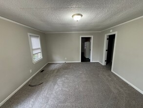 1804 Autumn Ln-Unit -1806 Autumn Lane in Tarboro, NC - Building Photo - Building Photo