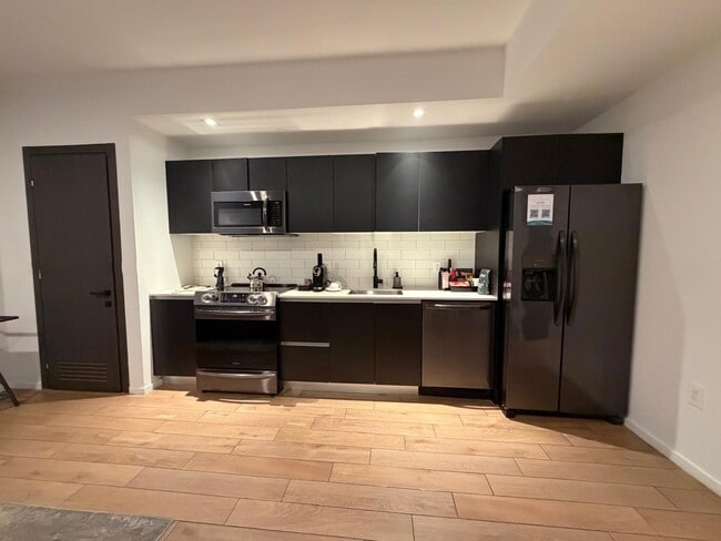 398 NE 5th St, Unit 2015 in Miami, FL - Foto de edificio - Building Photo