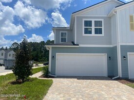 21 Mellowood Ln in St. Augustine, FL - Building Photo