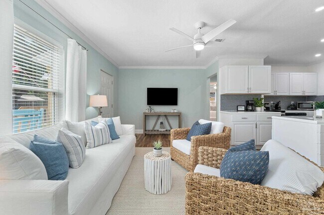 204 Brown Rd in Pensacola, FL - Building Photo - Building Photo