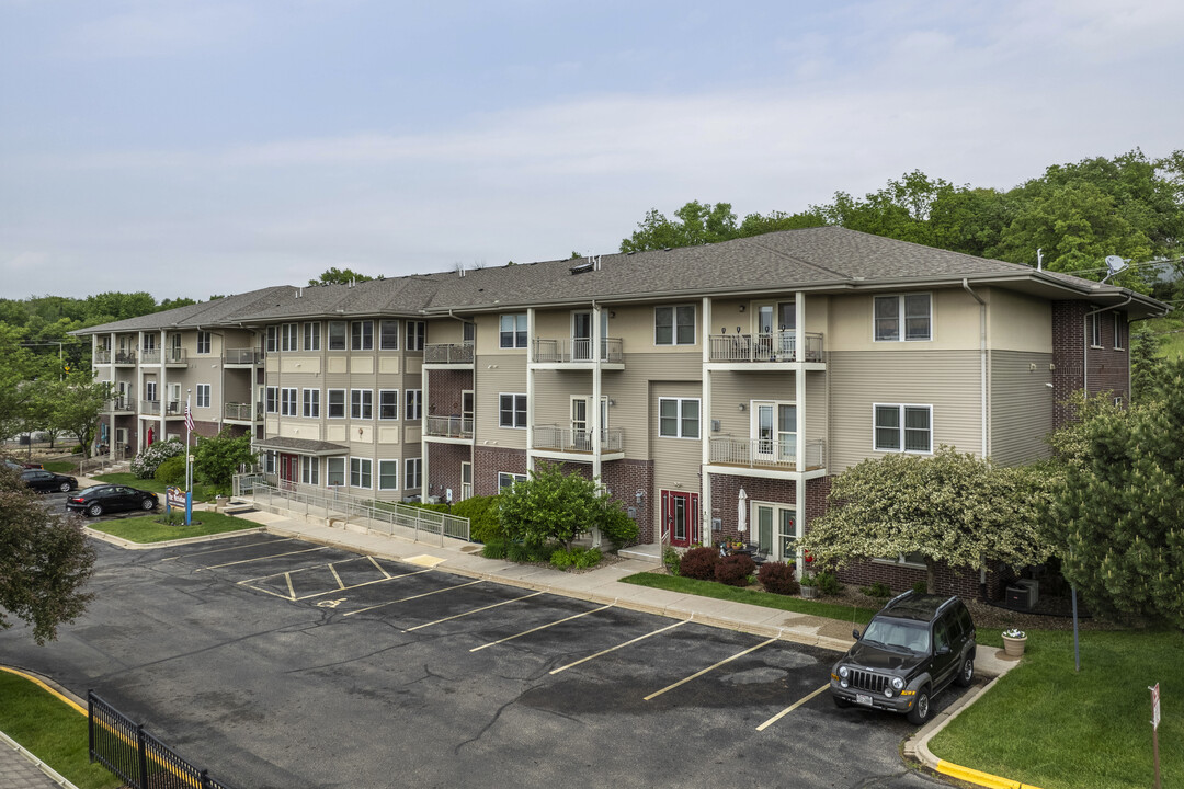 New Age Village Condos in Verona, WI - Foto de edificio