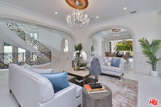 548 15th St in Santa Monica, CA - Building Photo - Building Photo