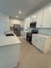 6052 Zen Wy in Clermont, FL - Building Photo - Building Photo