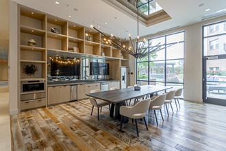 Artisan 4100 in Brentwood, MD - Foto de edificio - Interior Photo