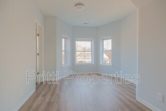 7432 S Maryland Ave in Chicago, IL - Building Photo - Building Photo