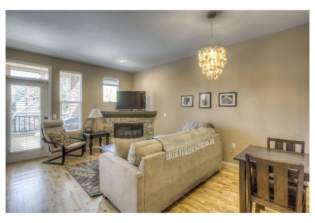1747 N Pearl St, Unit #203 in Denver, CO - Foto de edificio