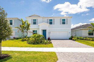 3544 Angler Dr in Fort Pierce, FL - Building Photo