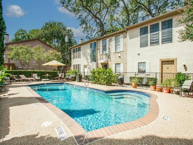 3320 Reagan St in Dallas, TX - Building Photo