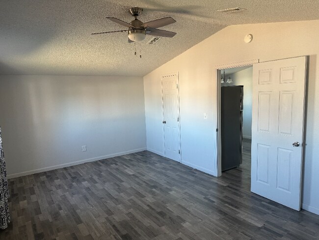 1123 Topaz Pl in Pueblo, CO - Building Photo - Building Photo