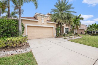 706 York Dale Dr in Ruskin, FL - Building Photo - Building Photo