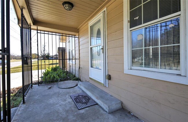 7828 Scott St in Houston, TX - Building Photo - Building Photo
